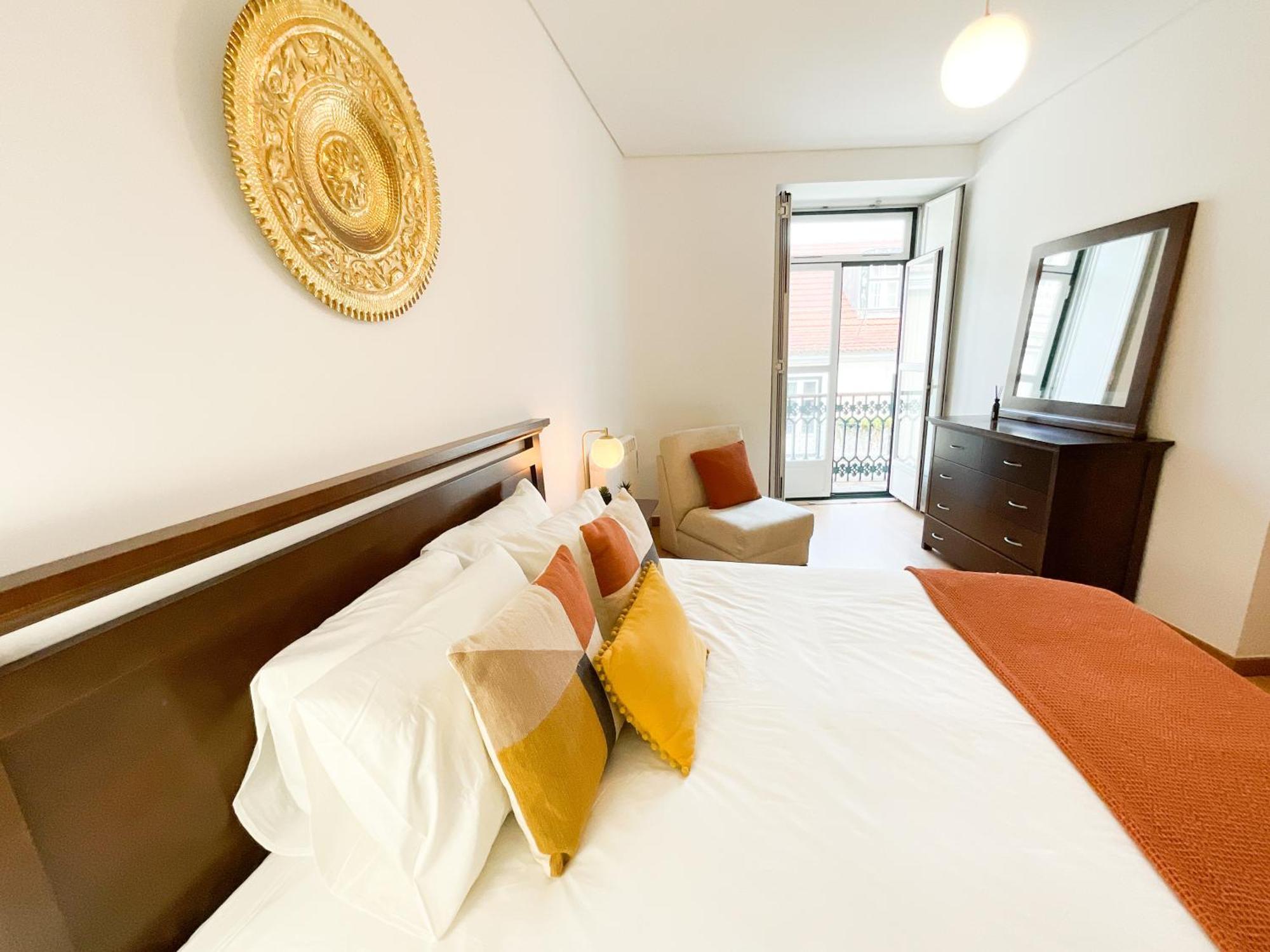 Stunning Luxury In Chiado 1br Apartment *