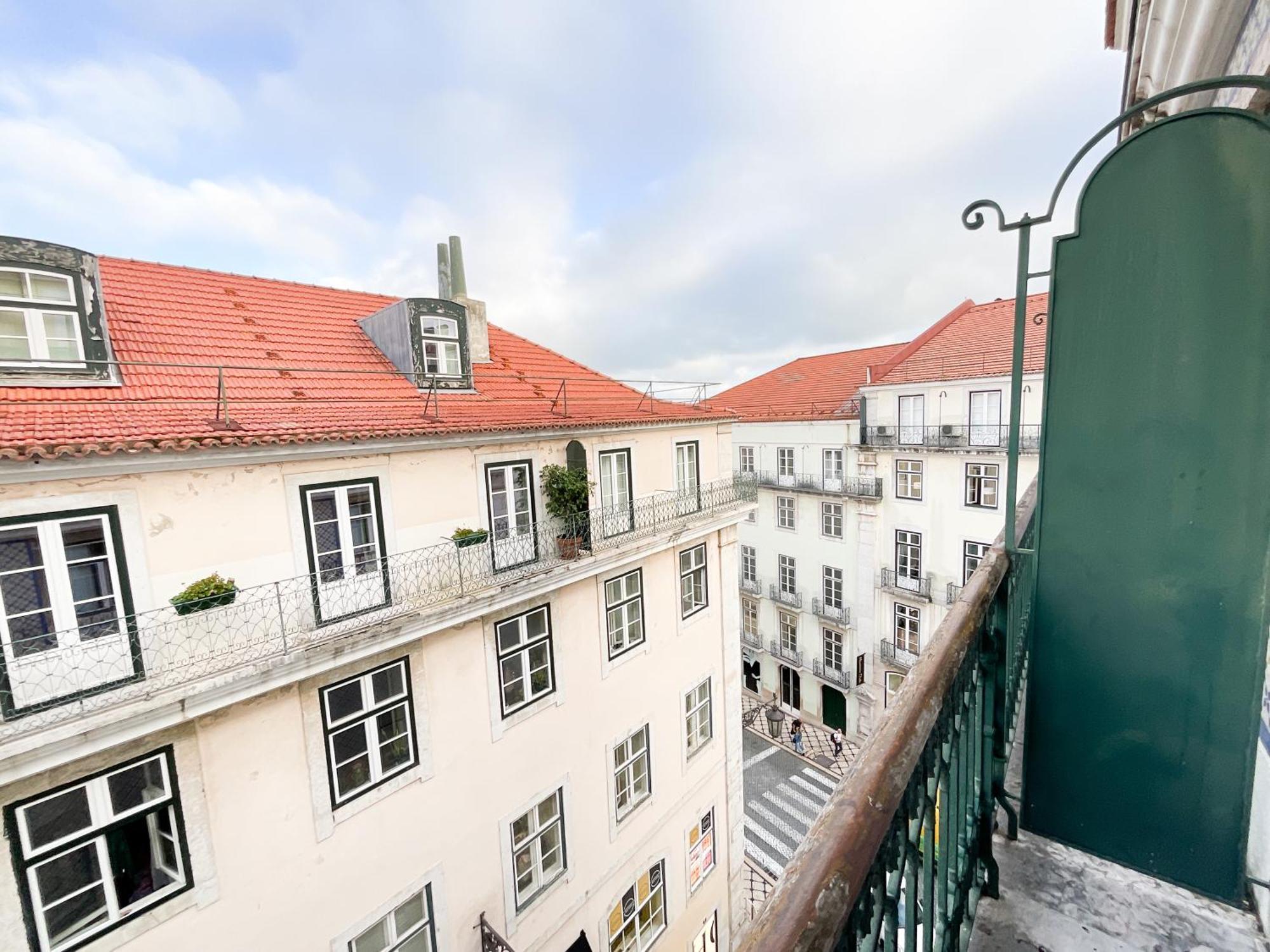 Stunning Luxury In Chiado 1br Lissabon
