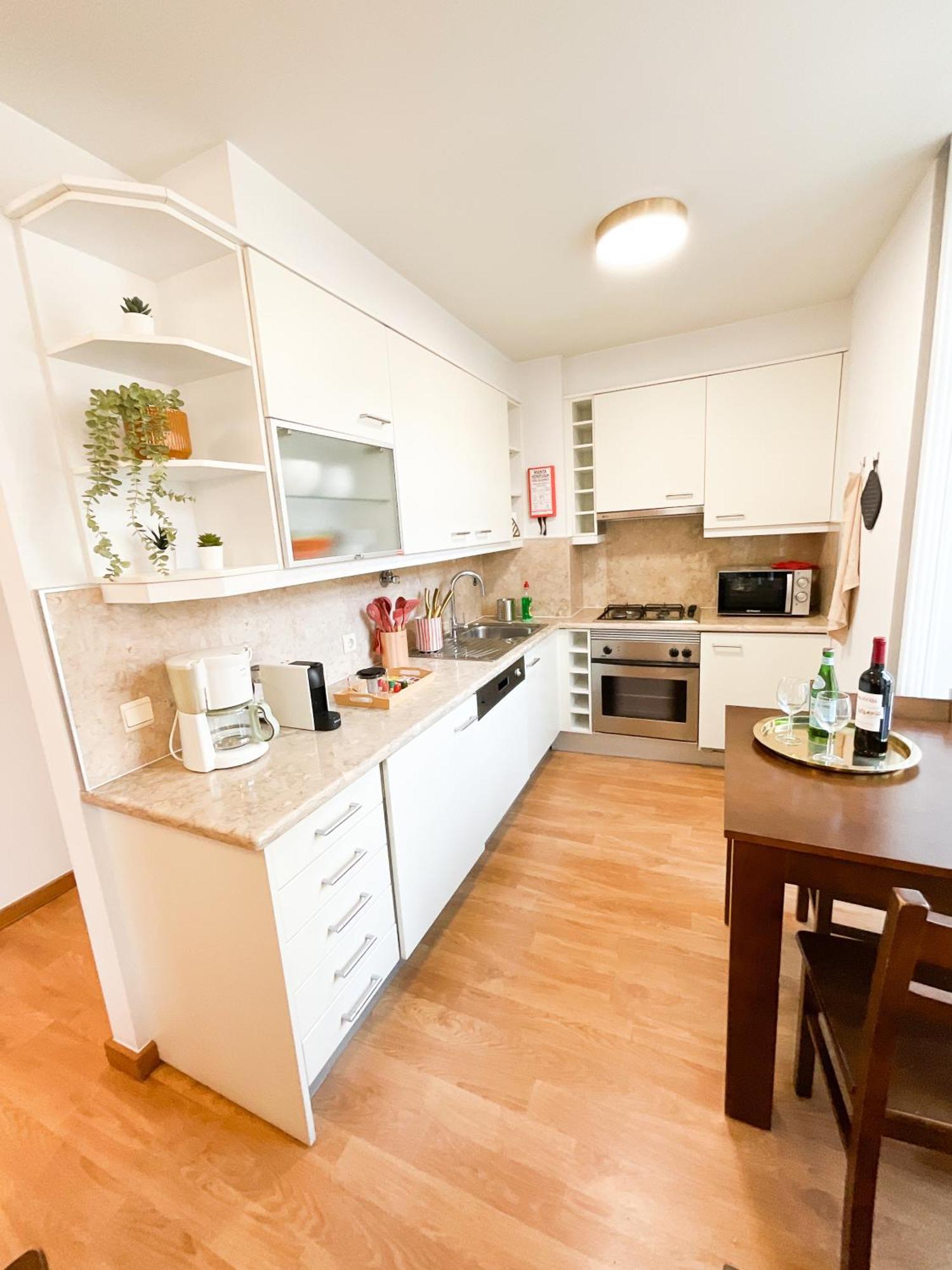 Apartment Stunning Luxury In Chiado 1br *