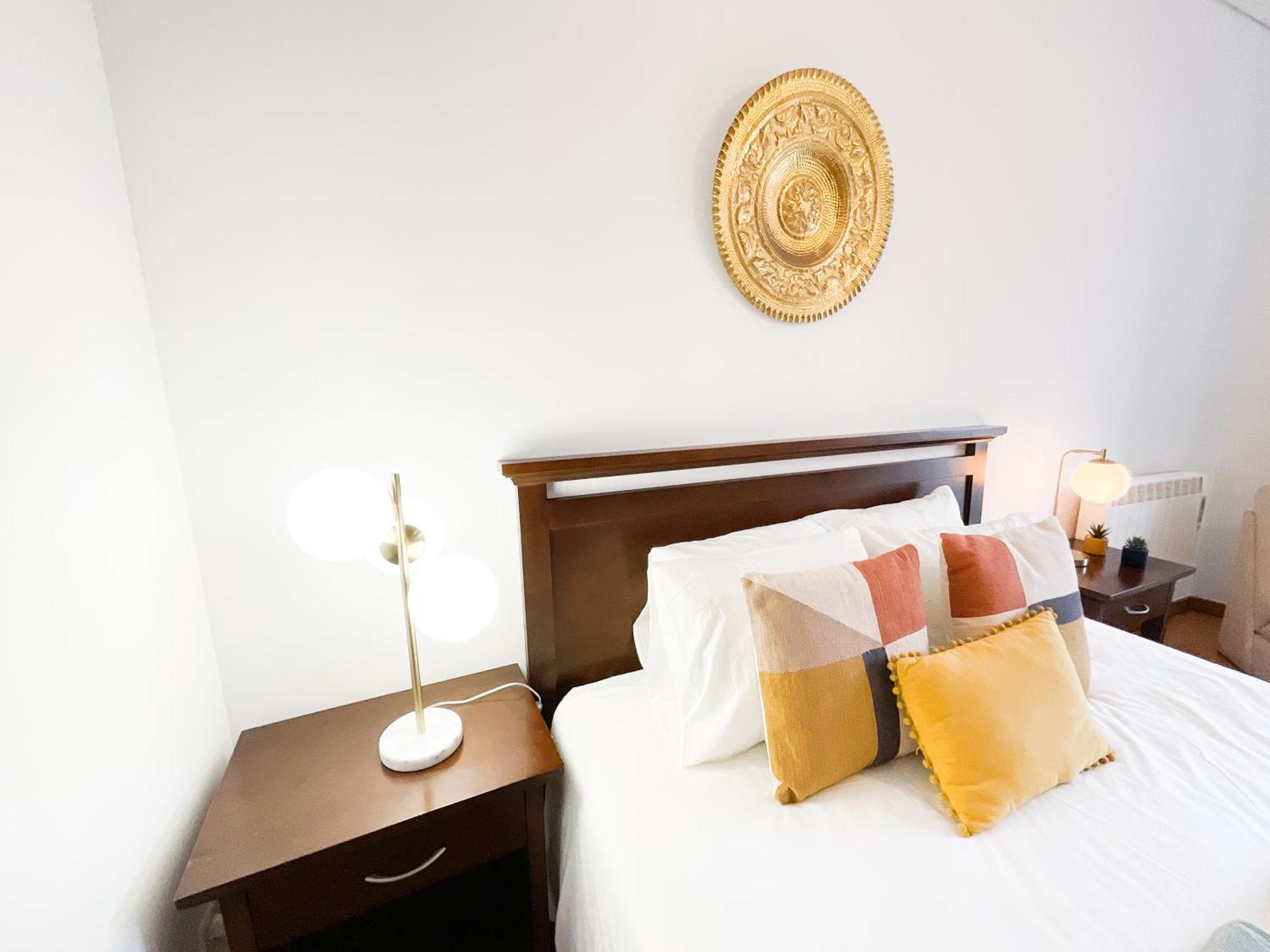 Stunning Luxury In Chiado 1br * Lissabon